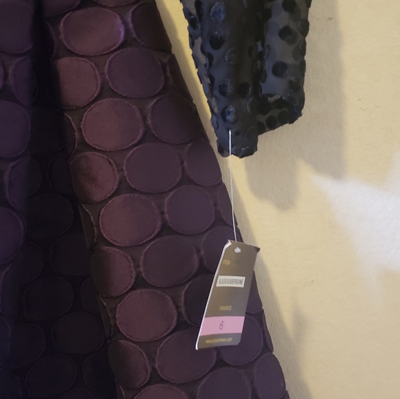 Dress - Picture 5 of 10